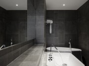 奢华典雅现代简约风格120平米复式loft卫生间浴室柜装修效果图