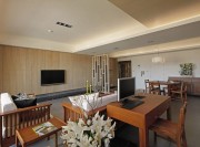 实木简中式风格80平米一居室客厅电视背景墙装修效果图