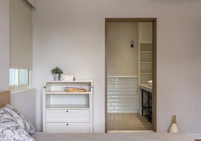 原木元素现代简约风格40平米公寓卧室装修效果图