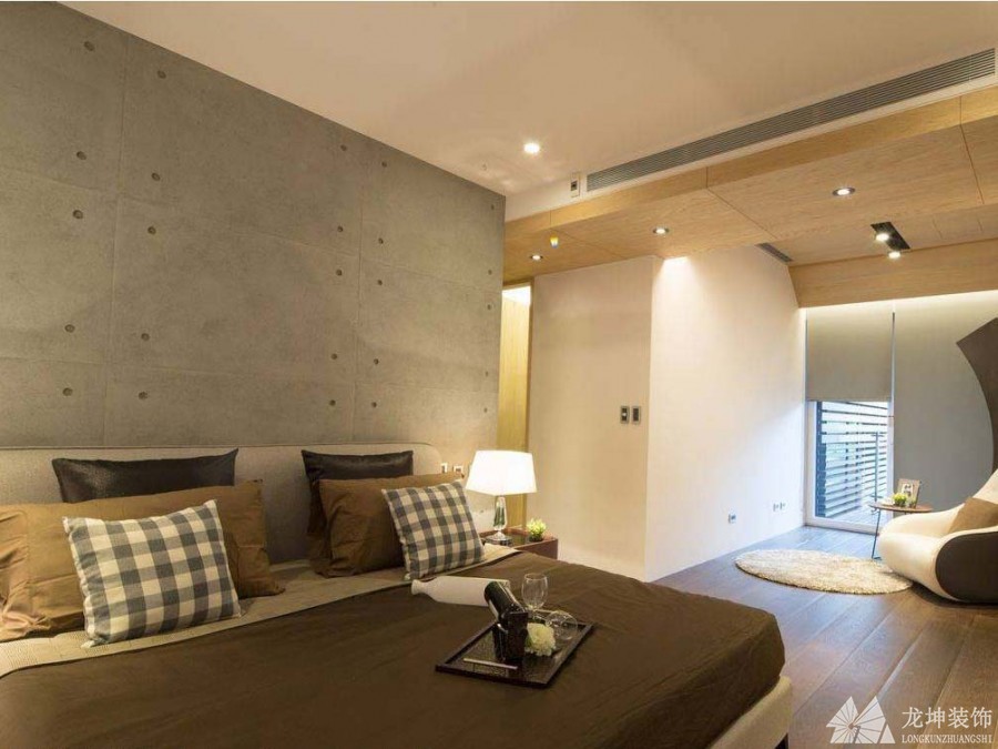 自然生动现代简约120平米复式loft卧室背景墙装修效果图