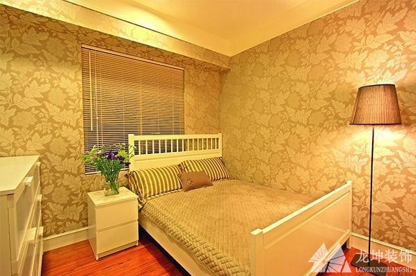 浪漫温暖美式风格110平米三居室儿童房背景墙装修效果图