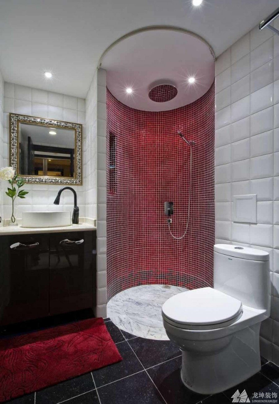 欧式古典雅致130平米三居室卫生间浴室柜装修效果图