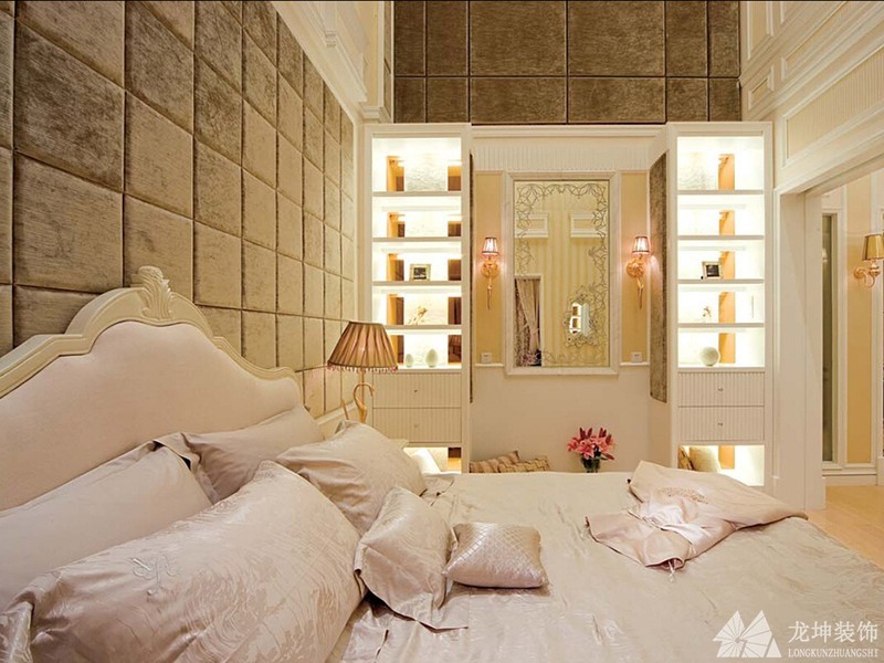 优雅大方欧式风格130平米四居室卧室衣柜装修效果图