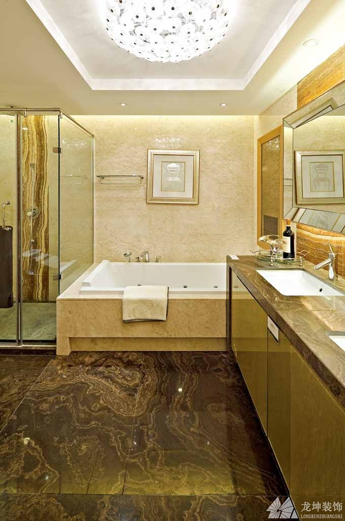 欧式温馨典雅120平米三居室卫生间浴室柜装修效果图