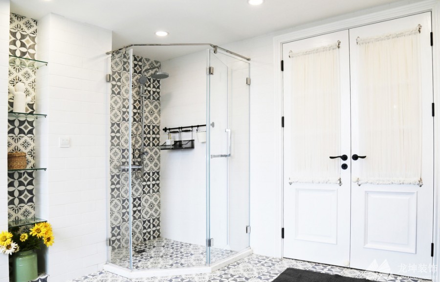 纯净森系北欧风格130平米三居室卫生间浴室柜装修效果图