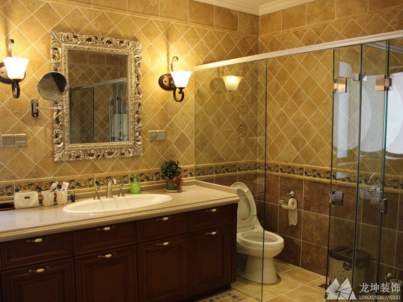 美式庄重精致120平米三居室卫生间浴室柜装修效果图