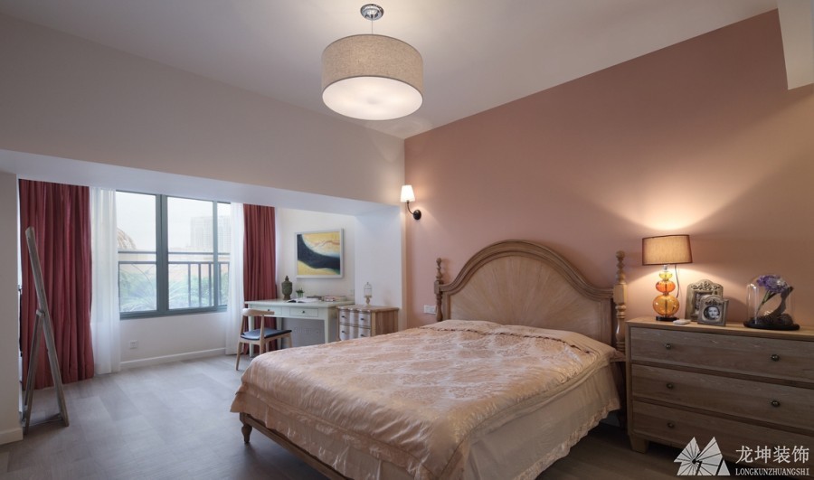 清新舒适欧式风格110平米三居室卧室吊顶装修效果图