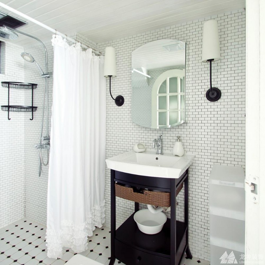 清新休闲北欧风90平米复式卫生间浴室柜装修效果图