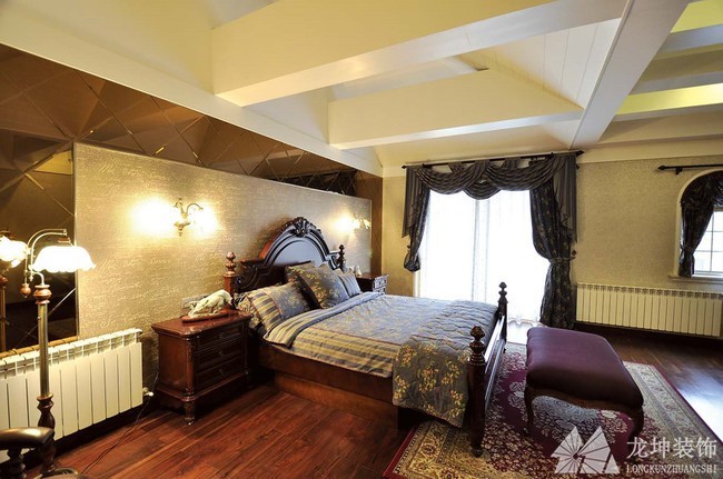 纯洁自然欧式风格110平米复式卧室背景墙装修效果图