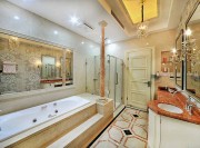 唯美浪漫欧式风格200平米别墅卫生间浴室柜装修效果图