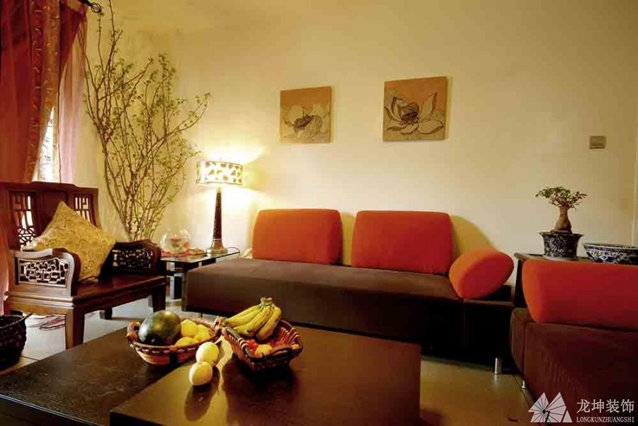 温暖静谧中式风格100平米二居室客厅背景墙装修效果图