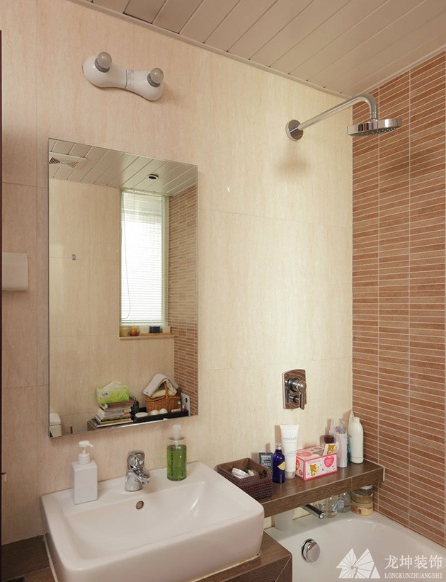 原木色中式风格70平米一居室卫生间装修效果图