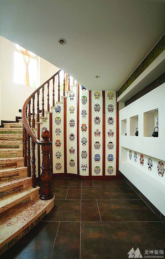 古典气派中式200平米别墅客厅楼梯装修效果图