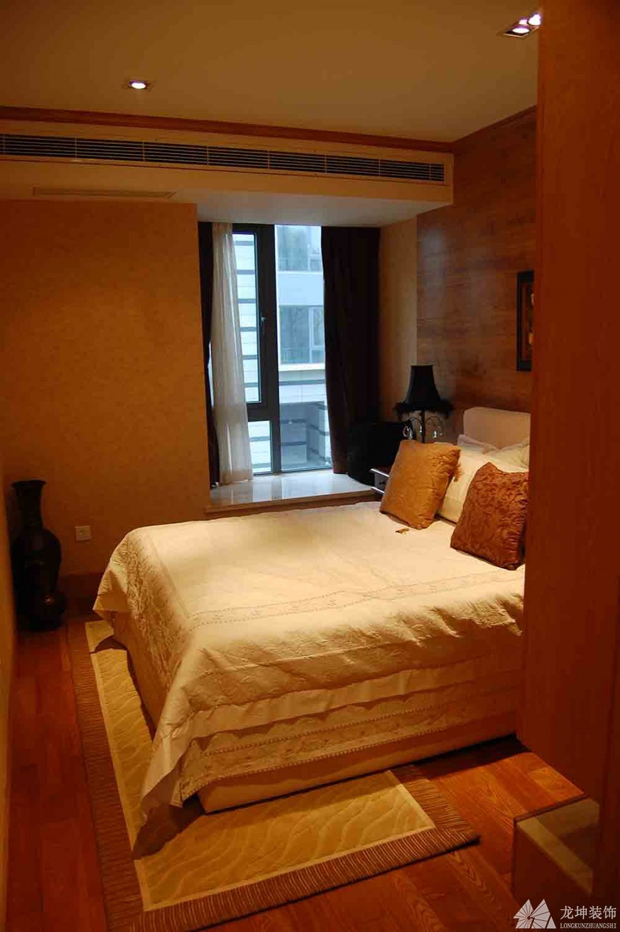 华美精致中式风格100平米三居室卧室吊顶装修效果图