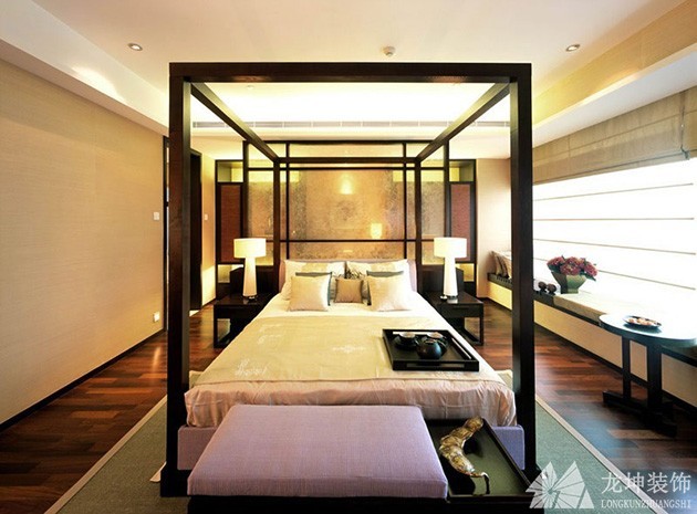 原木米色中式风格100平米复式卧室背景墙装修效果图