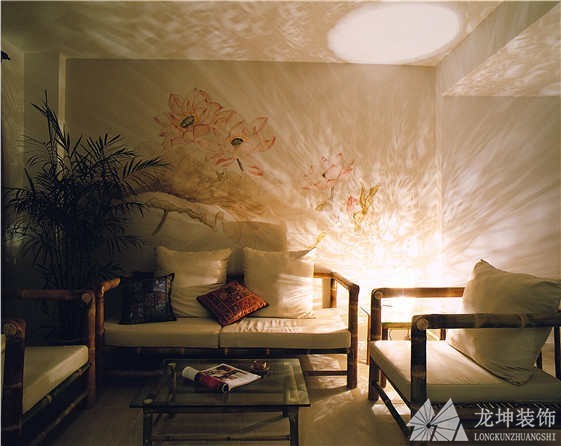 中式昏黄典雅80平米二居室客厅背景墙装修效果图