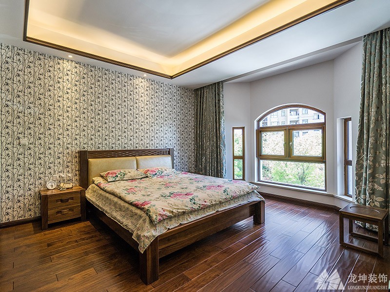 中式典雅大气280平米别墅卧室背景墙装修效果图