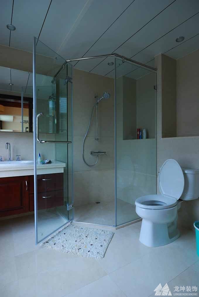温和简约中式风格300平米别墅卫生间浴室柜装修效果图