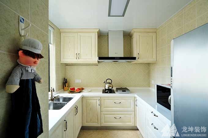 纯净雅致田园风格70平米小户型厨房橱柜装修效果图