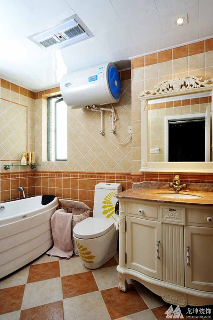 纯净雅致田园风格70平米小户型卫生间浴室柜装修效果图