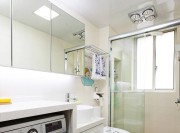 温馨舒适田园风格90平米二居室卫生间浴室柜装修效果图