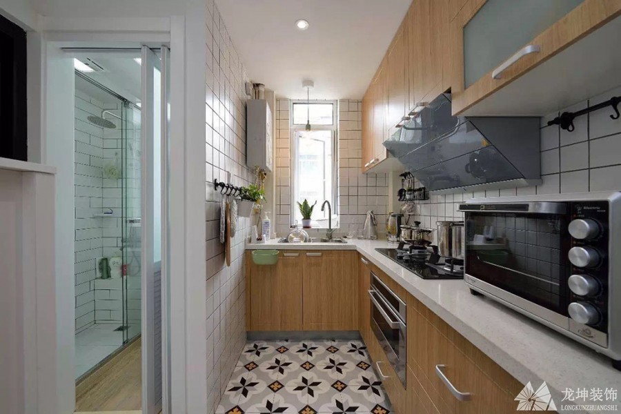 现代唯美简约风格90平米二居室厨房橱柜装修效果图