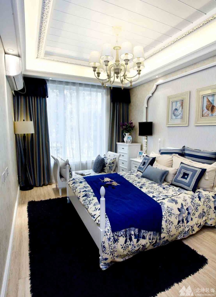 蓝色清爽地中海风格90平米二居室卧室吊顶装修效果图