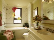 温馨奢华田园风格200平米别墅卫生间浴室柜装修效果图
