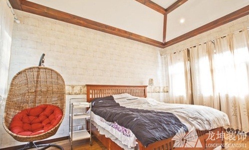 原木精致田园风格220平米别墅卧室背景墙装修效果图