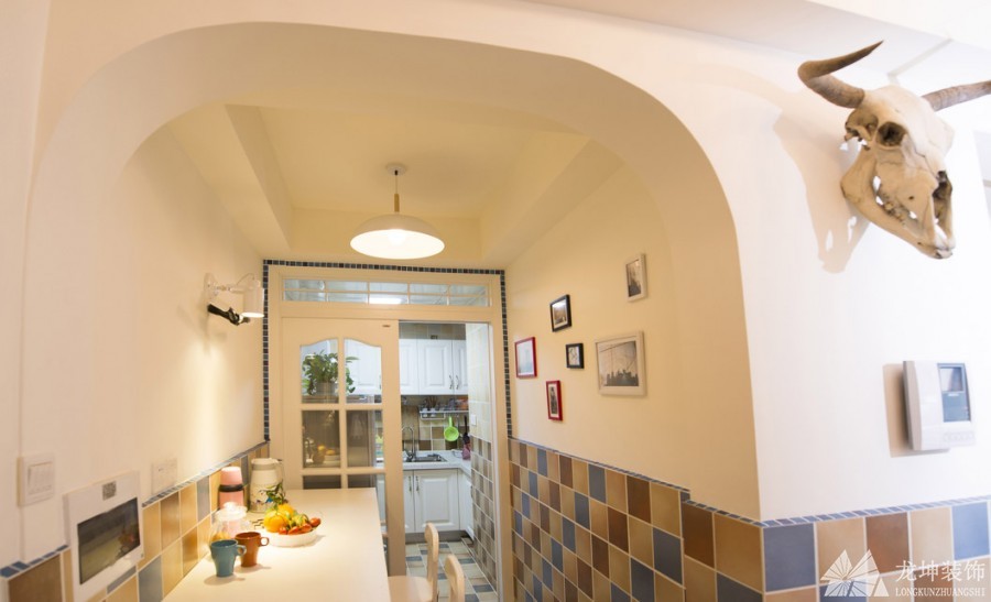 彩色雅致地中海风格140平米三居室餐厅吊顶装修效果图
