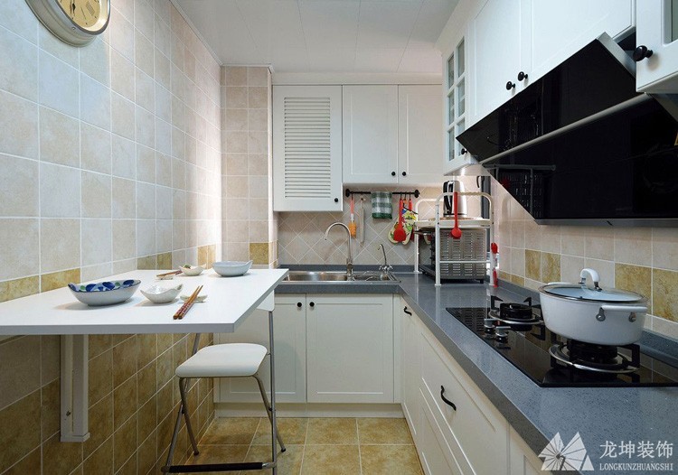 清新休闲美式110平米三居室厨房橱柜装修效果图